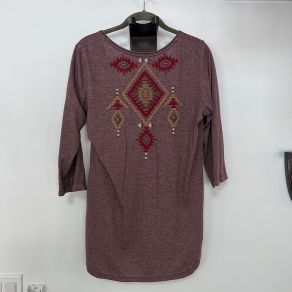 JW Los Angeles Embroidered Top - Picture 5 of 5